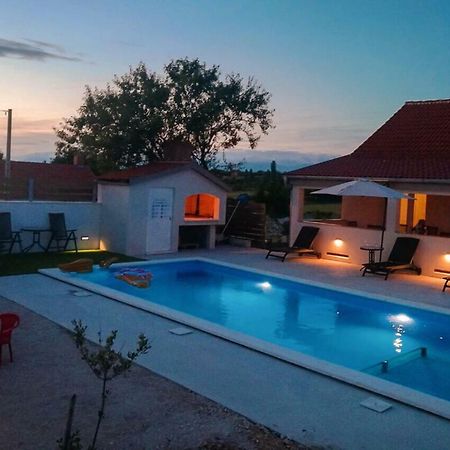 Holiday House Mia Murvica  Buitenkant foto
