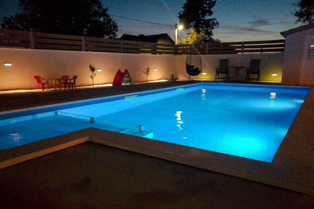Holiday House Mia Murvica  Buitenkant foto